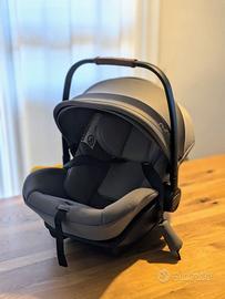 Ovetto Arra Next + Base Next rotante 360°