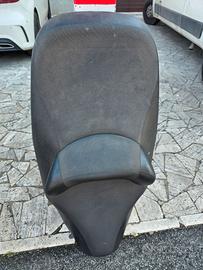 Sella burgman SUZUKI 650