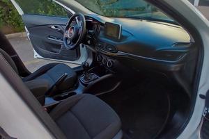 Fiat Tipo SW 1.6 120CV Lounge cambio automatico 