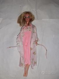 Vintage Barbie Equestrienne in outfit Sears exclus