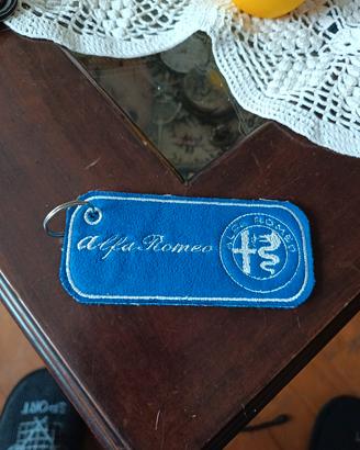 portachiavi alfa romeo .