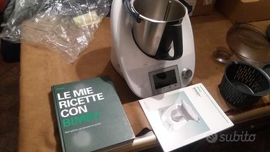 Bimby tm5 completo di tutto poco usato con ricetta