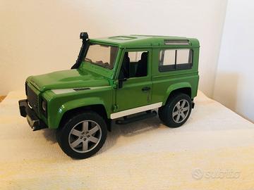 Bruser Land Rover