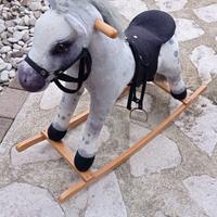 Cavallo a dondolo