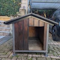 cuccia Legno per cane grande 