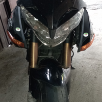 Moto Benelli tnt 899