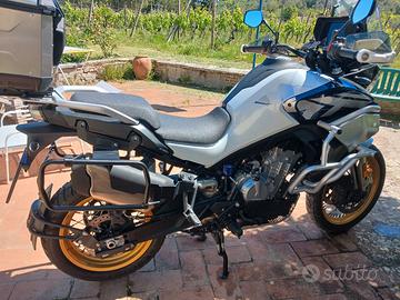 Cf Moto 800Mt