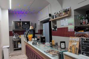 Attività / Licenza di 97 m² a Savona