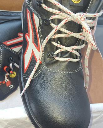 scarpe Upower numero 43 alte 
