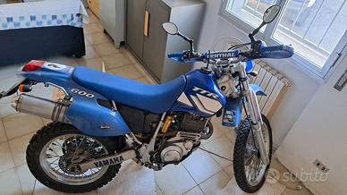 YAMAHA TTR 600