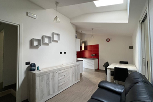 Bilocale ristrutturato arredato