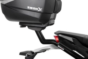 Bauletto e staffa Honda CB650R