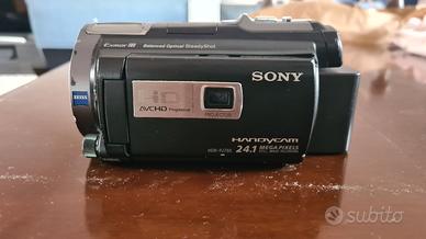 Videocamera Sony HD e custodia sub Gates PJ760