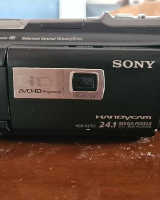 Videocamera Sony HD e custodia sub Gates PJ760