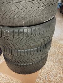 gomme con cerchi lega raggio 17