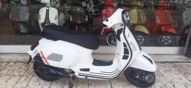 Piaggio Vespa 300 GTS hpe