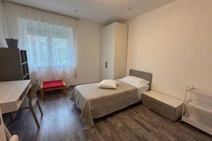 Stanza in appartamento di 100 m² a Vicenza