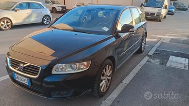 VOLVO V50 DIESEL 