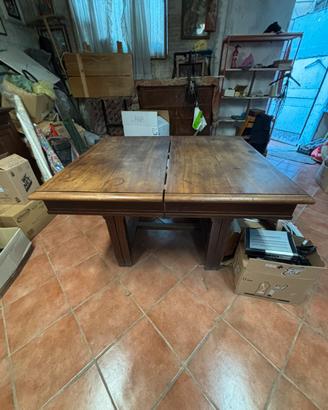 Tavolo in legno