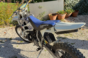 Husky WR360