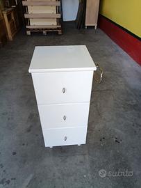 Mobiletto a cassetti design