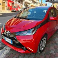 Toyota Aygo 1.0 VVT-i 69 CV 5 porte x-clusiv