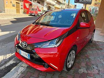 Toyota Aygo 1.0 VVT-i 69 CV 5 porte x-clusiv