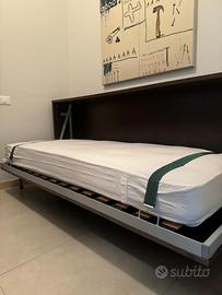 Letto a ribalta a una piazza