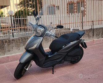 Piaggio Beverly 300
