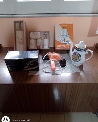 Vari oggetti utili  per la casa