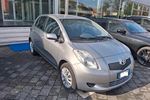 Toyota Yaris 1.0 BENZINA IDONEA NEOPATENTATI, UNIC