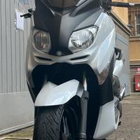 Yamaha xmax 250