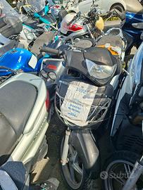 Ricambi HONDA SH 125 - 2009-forcella,motore,cerchi