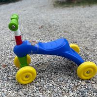 Monopattino e triciclo da bambini