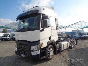 Renault Trucks T 260.490 con 3 assi