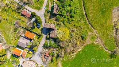 RUSTICO A LESIGNANO DE' BAGNI