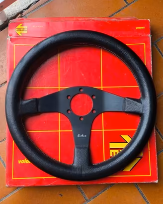 Volante Vintage MOMO Cavallino 2
