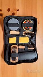 Kit da viaggio per la cura e pulizia delle scarpe