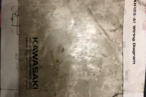 Moto Kawasaki KH 125 A1