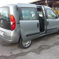 Fiat Doblo 1.6 mtj 5 POSTI VETTURA