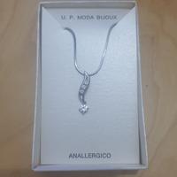 Collana di bigiotteria con strass
