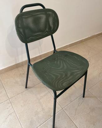 Quattro sedie per esterno