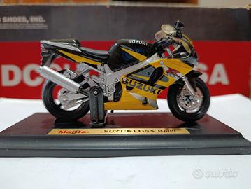 Modellino di Suzuki GSX R600 in scala 1/18