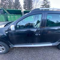 PORTA ANTERIORE SINISTRA DACIA DUSTER HS 2012