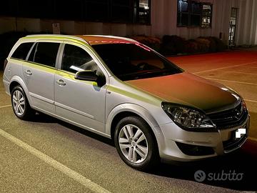 Opel Astra H 1.7 CDTI 16V 101CV Cosmo