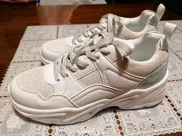 Sneakers bianche donna,num.37 NUOVE