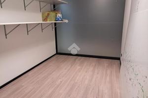 NEGOZIO A BUSSOLENGO