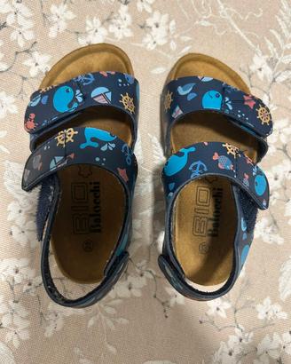 scarpe taglia 22/23 bambino 