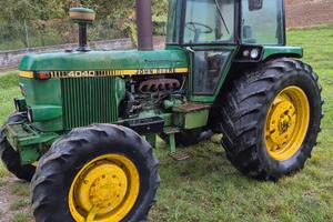 Trattore john deere 4040