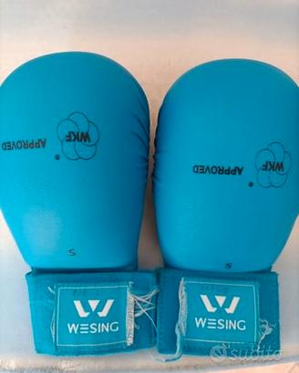 Guanti karategi corpetto maschera karate